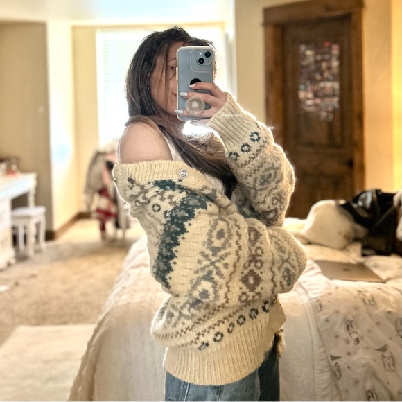 mottat woollens Sweaters - Vintage Mottat Woollens hand knit 100% wool pastel sweater